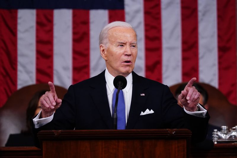 Biden begins speech by going after Trump and Putin