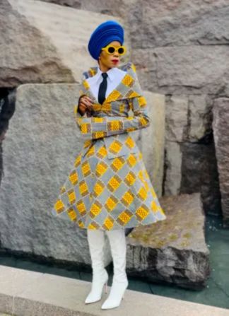 La nigeriana Tessy Oliseh-Amaize está causando sensación en EE. UU. con su marca de moda Tesslo, que aporta un toque moderno a la tradicional tela ankara de estampado en cera. Quiere demostrar que el ankara es adecuado para cualquier lugar y ocasión, incluida la ropa de invierno.