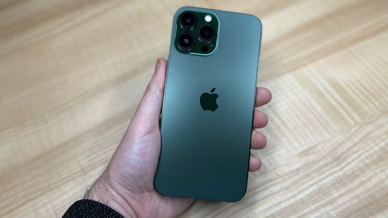 alpine green iphone 13 pro max