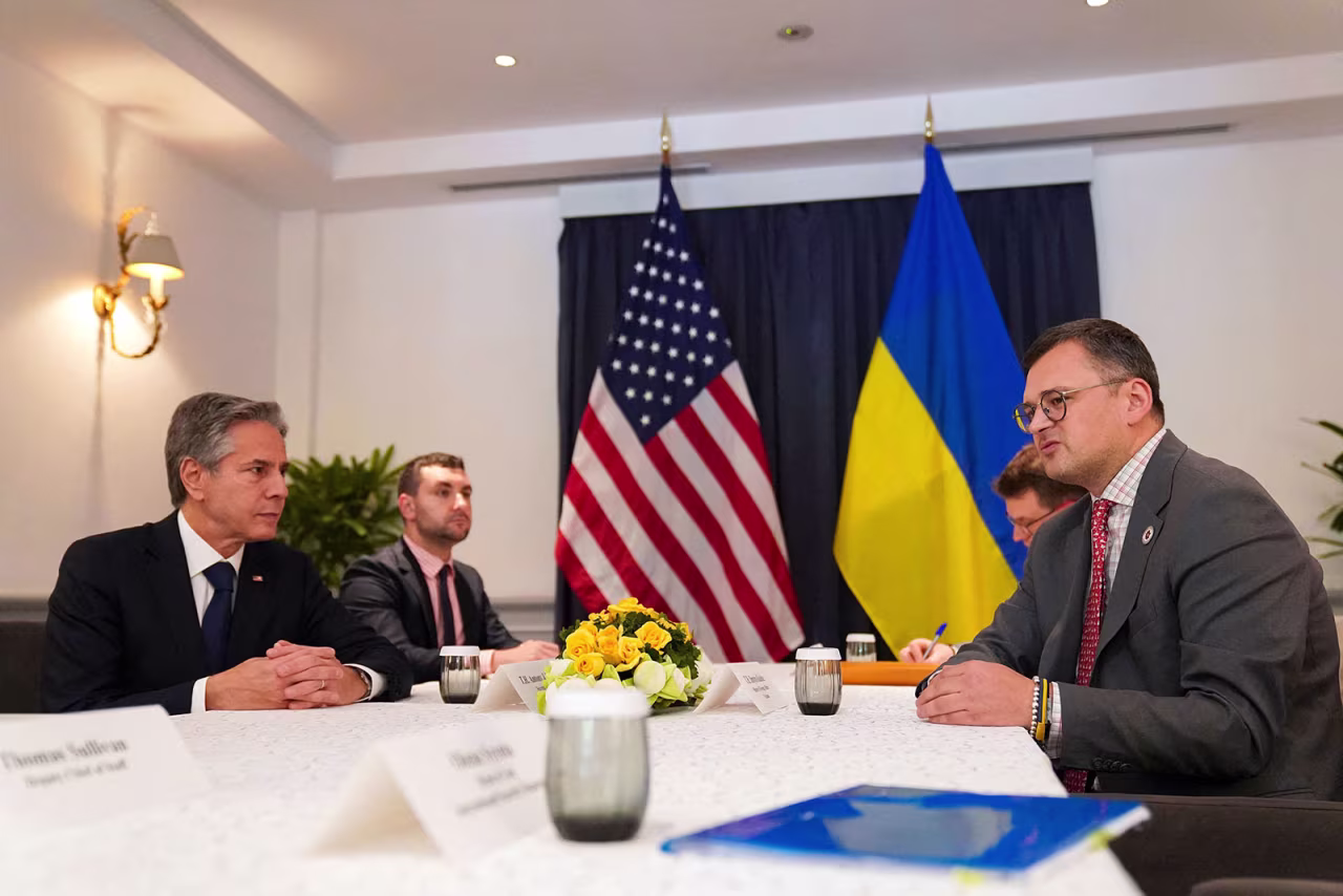 US Secretary of State Antony Blinken, left, meets Ukraine's Foreign Minister Dmytro Kuleba, right, on November 12.