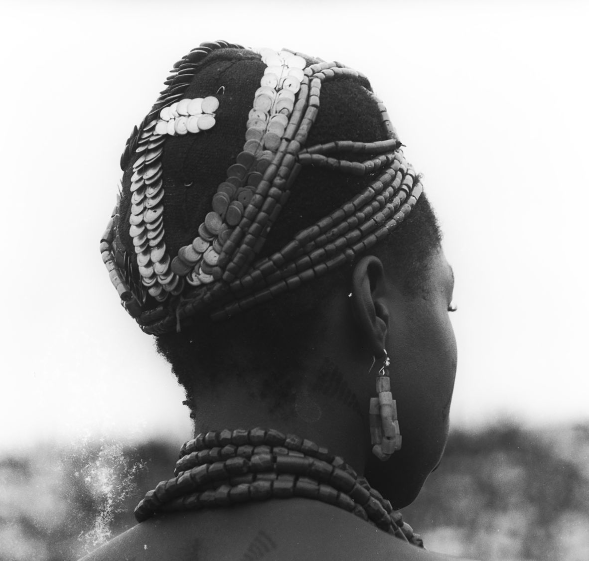 ART X Lagos hosted a masterclass for young photographers to examine and learn from Ojeikere’s legacy.