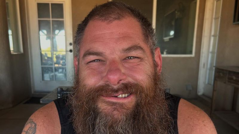 Link копиран Борецът който беше победен докато е неподвижен от