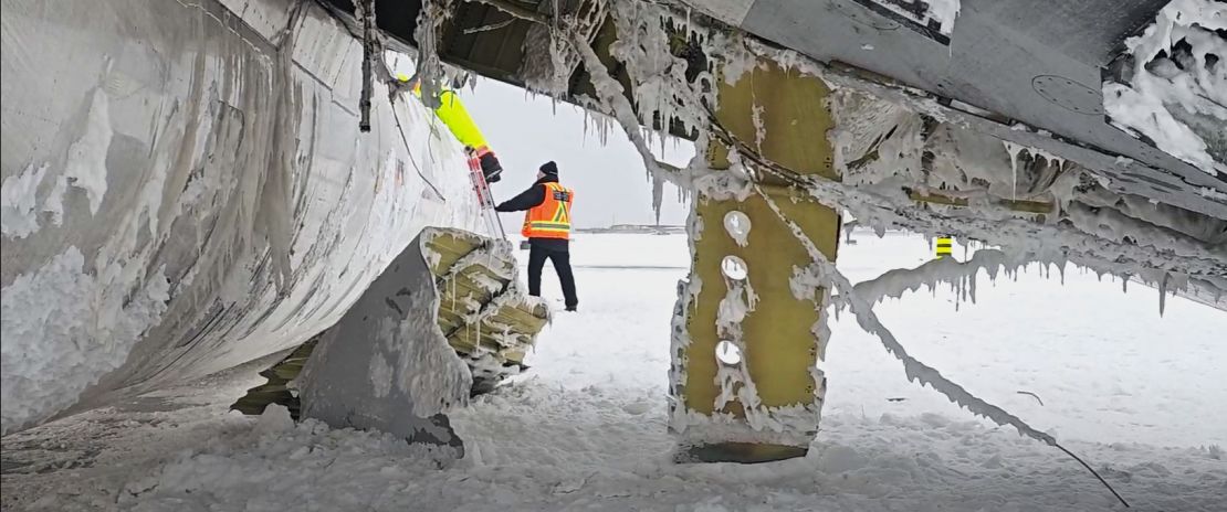 TSB Canada shares imagery from Toronto Delta plane crash.