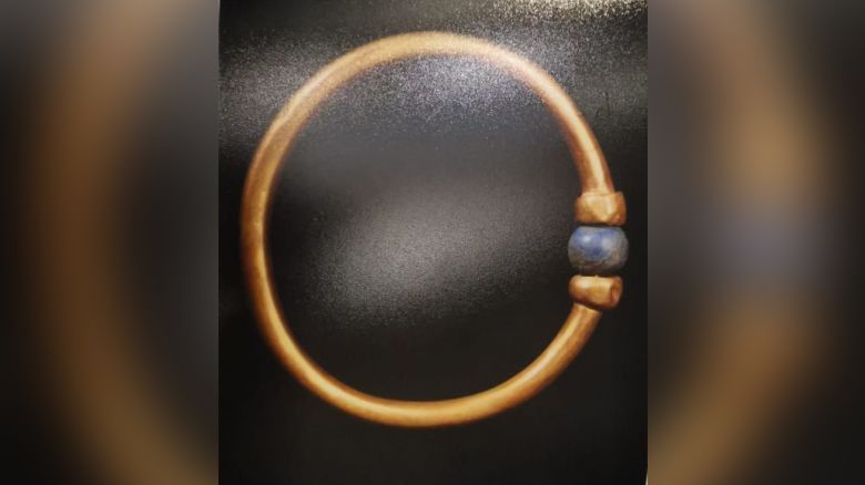 The gold bracelet, believed to be about 3,000 years old, has disappeared from the restoration laboratory of the Egyptian Museum in Cairo.