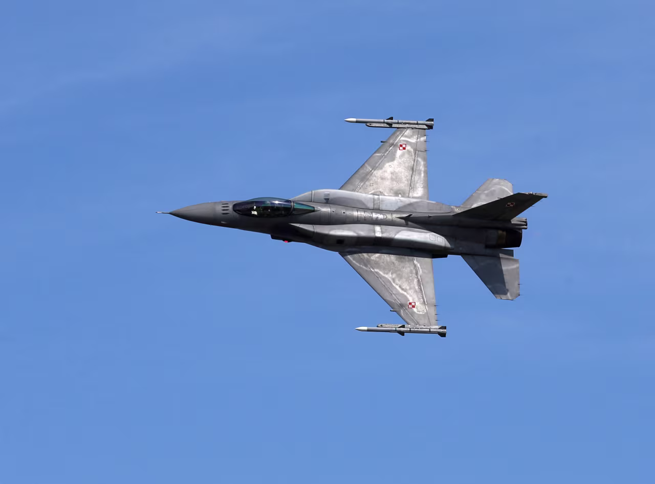 A Polish Air Force F-16 performs during an airshow in Tukums, Latvia, on July 21, 2019. 