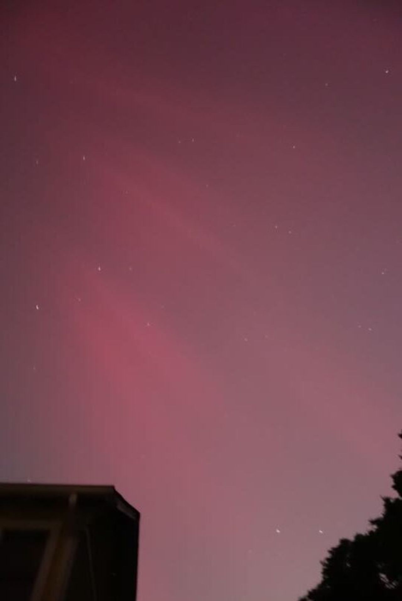 Aurora seen in Atlanta area around 10:30 p.m. ET.