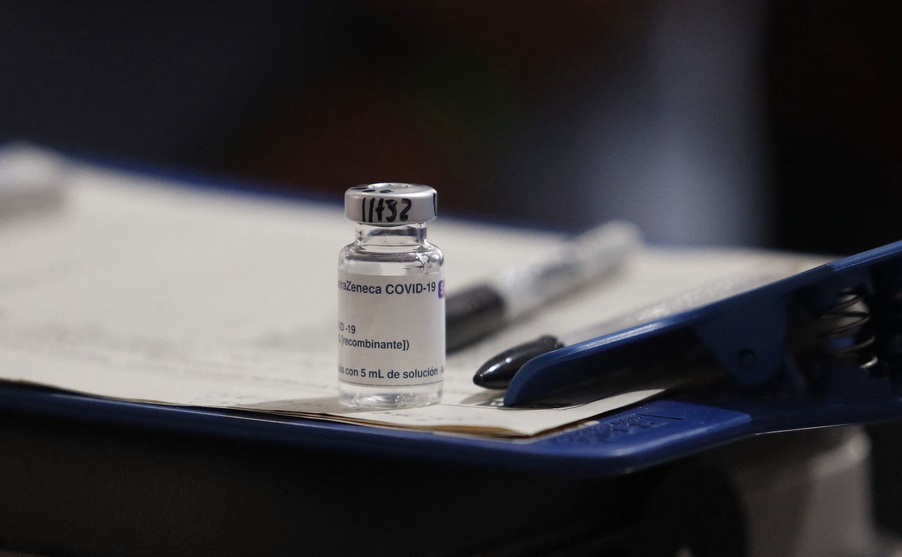 View of a dose of an AstraZeneca vaccine against COVID-19 at a vaccination point in Bogota, on December 21, 2021.