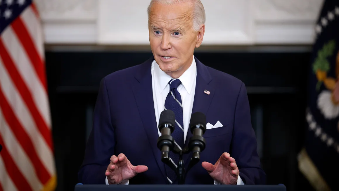 Los estados republicanos desafían el esfuerzo de Biden para extender la cobertura de Obamacare a los beneficiarios de DACA.