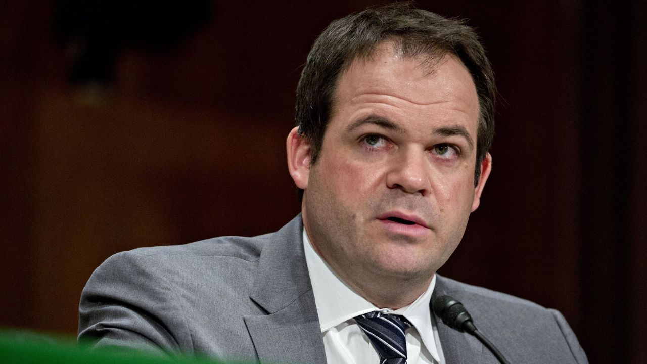 Eric Chewning speaks during a Senate Banking, Housing and Urban Affairs Committee hearing in Jan. 2018. 