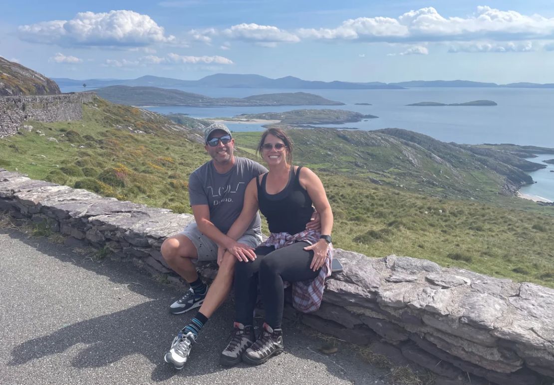 Dirk y Kerri se sinceraron durante el viaje a Irlanda. "Fue como una intervención divina que estuviéramos ahí el uno para el otro", dice ella.