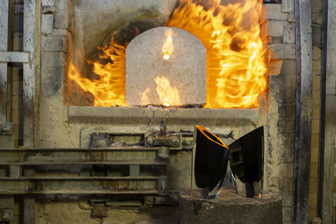 Glass furnaces can reach temperatures of up to 1,600 degrees Celsius (2,912 degrees Fahrenheit).