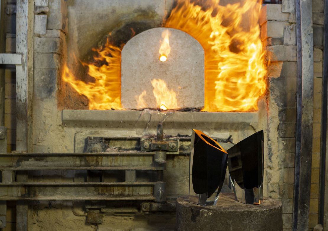 Glass furnaces can reach temperatures of up to 1,600 degrees Celsius (2,912 degrees Fahrenheit).