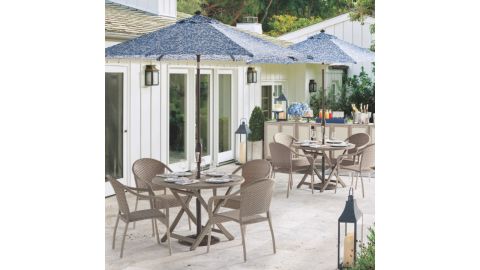Cafe 5-Piece Curved Back Chairs and Table Set 