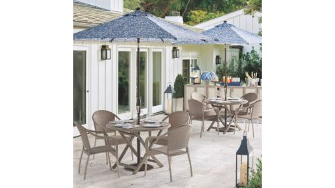 Cafe 5-Piece Curved Back Chairs and Table Set