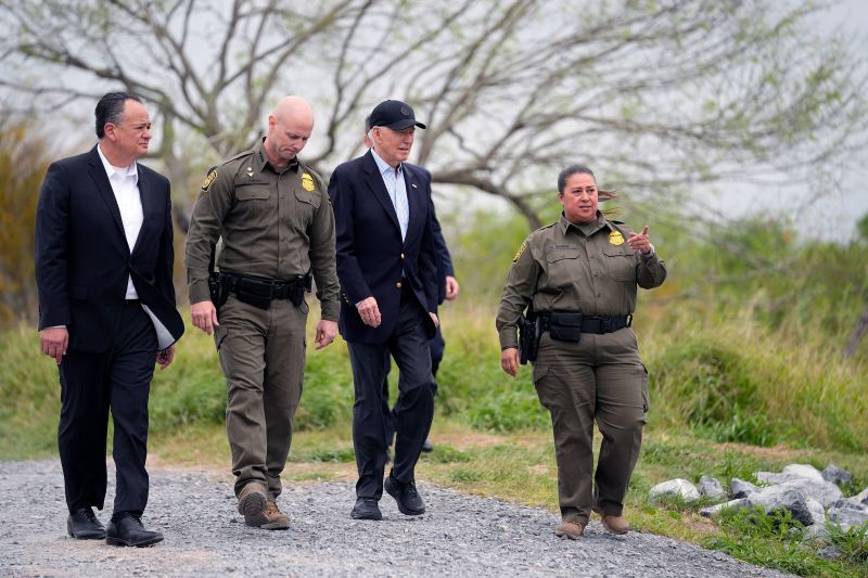 Live Updates: Biden, Trump Visit US-Mexico Border In Reelection Effort ...