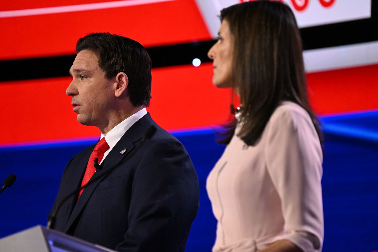 Former South Carolina Gov. Nikki Haley and Florida Gov. Ron DeSantis participate in a CNN Republican Presidential Debate at Drake University in Des Moines, Iowa, on Wednesday.