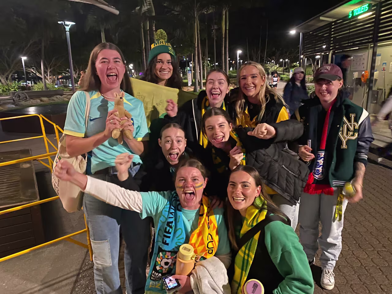 Tears were shed by members of the Michelton senior women’s team when they found out Sam Kerr was out with an injury. Charlotte Andrew “cried on a public train,” her teammates said. “I’ll never be the same,” she added.
