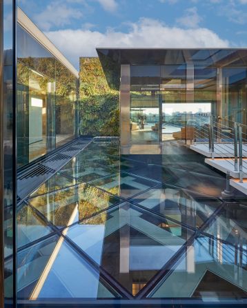 <strong>Heated pool: </strong>The penthouse comes with its own nine-meter heated pool and a central "lake" created by sculptor Andrew Ewing.