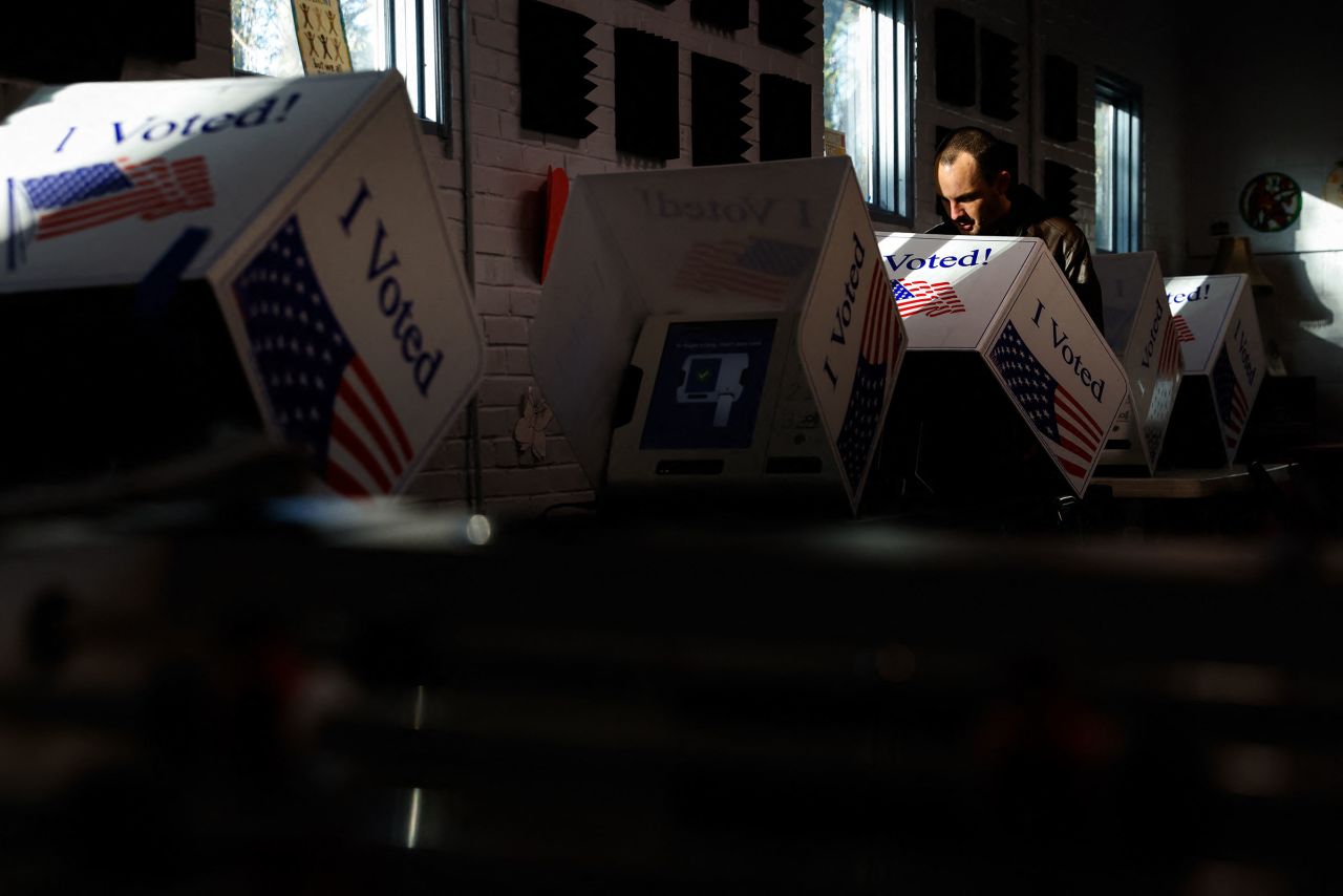 A man votes at the WL Stephens Aquatic Center in Charleston, South Carolina, on February 24.