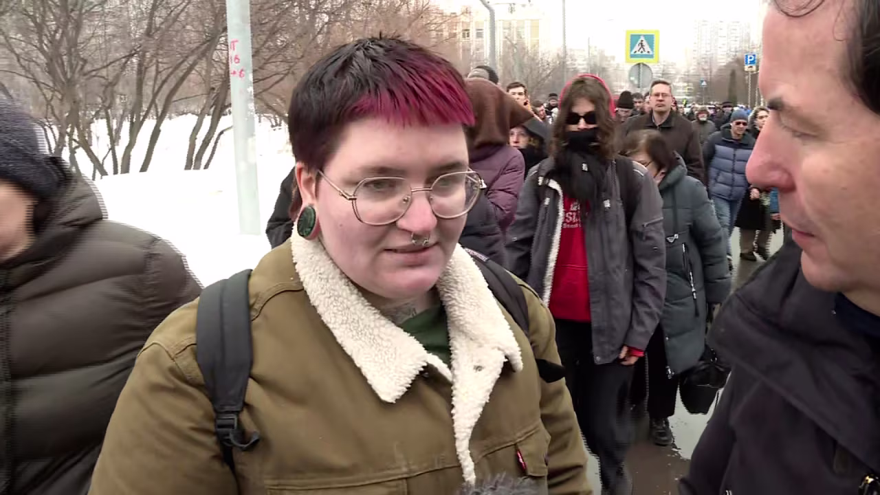 A woman named Polina speaks with CNN's Matthew Chance.