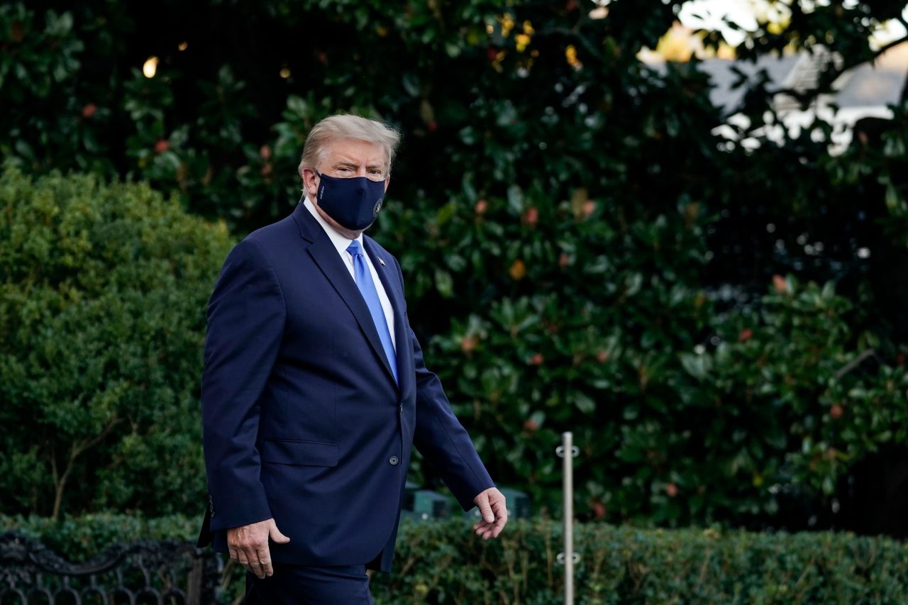 Then US President Donald Trump leaves the White House for Walter Reed medical center on October 2, 2020, after his Covid-19 diagnosis.