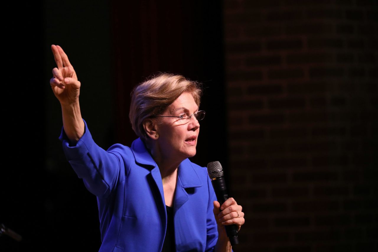 Elizabeth Warren speaks at a rally in Orangeburg, South Carolina on Feb. 26.