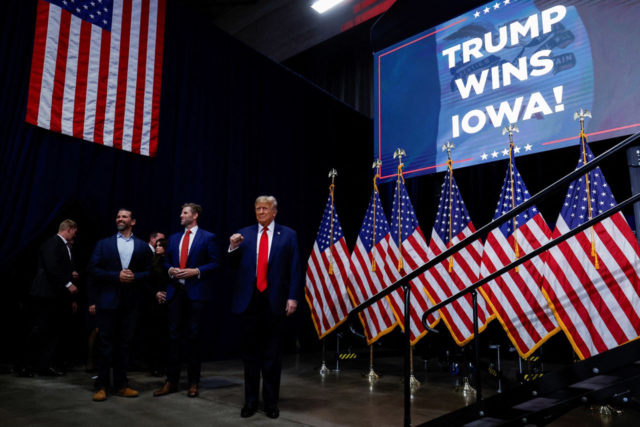 Trump takes the stage in Des Moines.