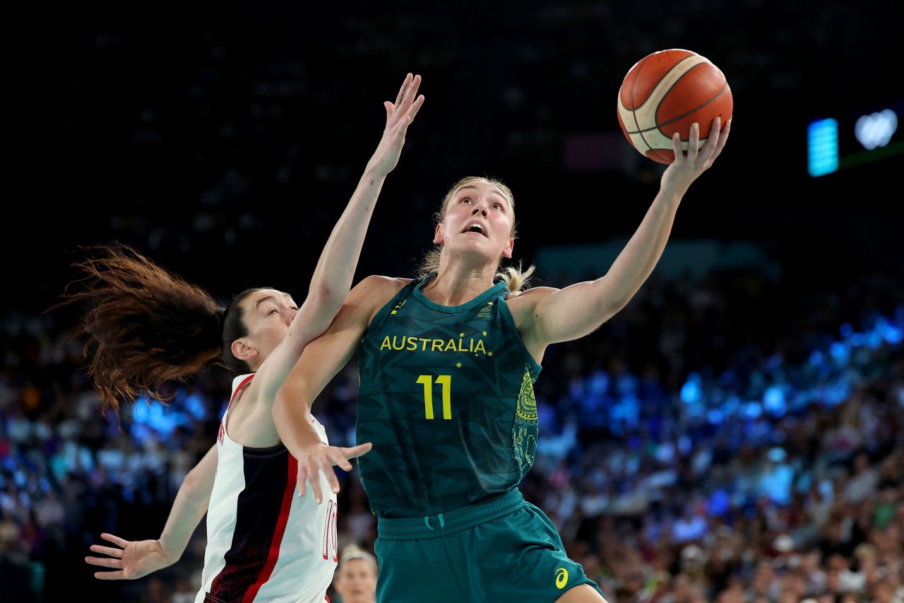 Alanna Smith of Australia goes up for a basket past Breanna Stewart of the United States on Friday.