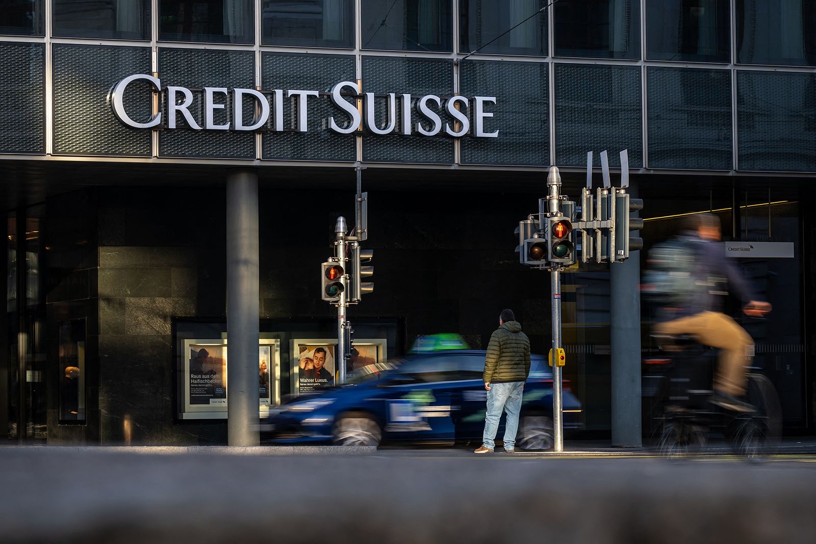 How a Social-Media Frenzy Around Credit Suisse Rattled Its Stock - WSJ