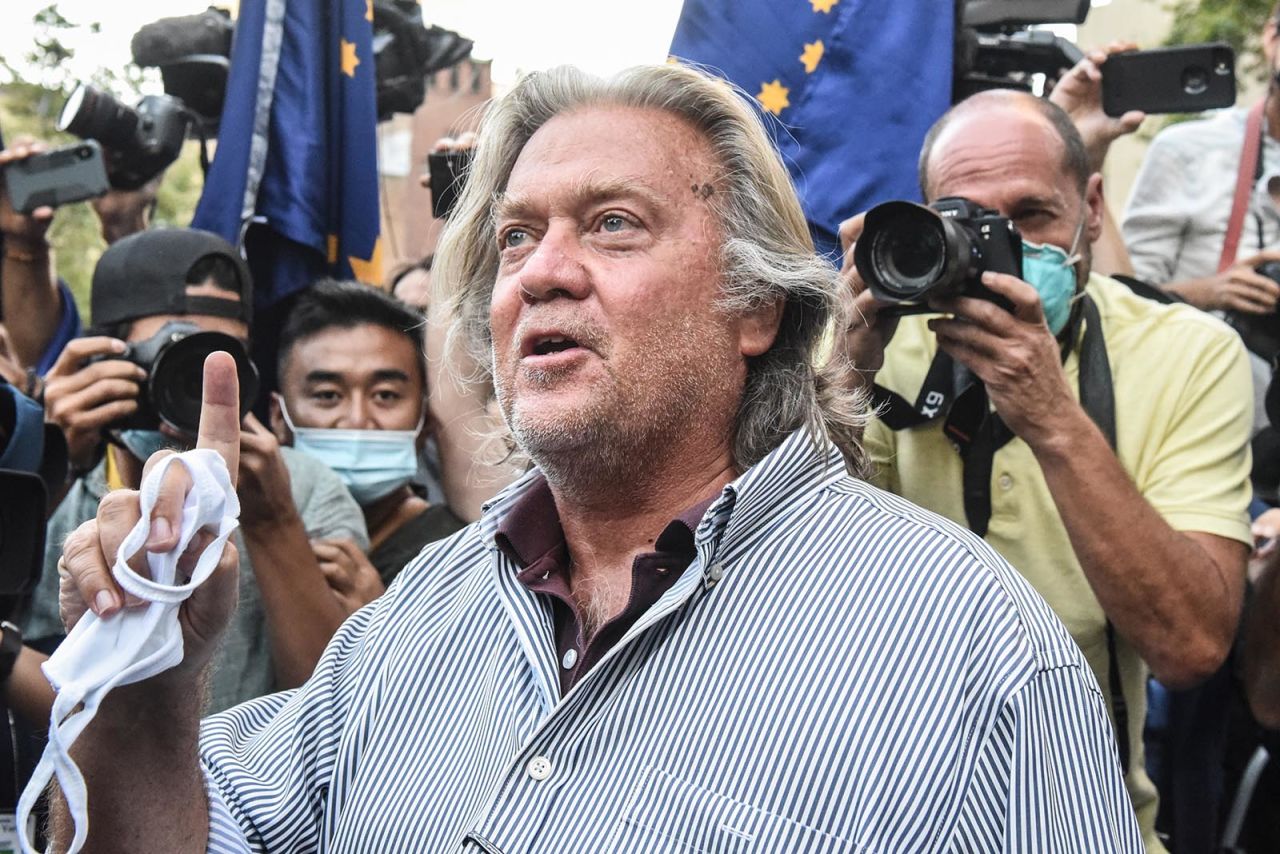 Former White House Chief Strategist Steve Bannon exits the Manhattan Federal Court on August 20 in the Manhattan borough of New York City. 