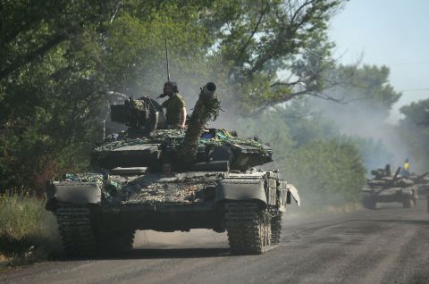 Ukrainian troops move out of the eastern Ukrainian region of Donbas on June 21, as Ukraine says Russian shelling has caused "catastrophic destruction" in the eastern industrial city of Lysychansk.
