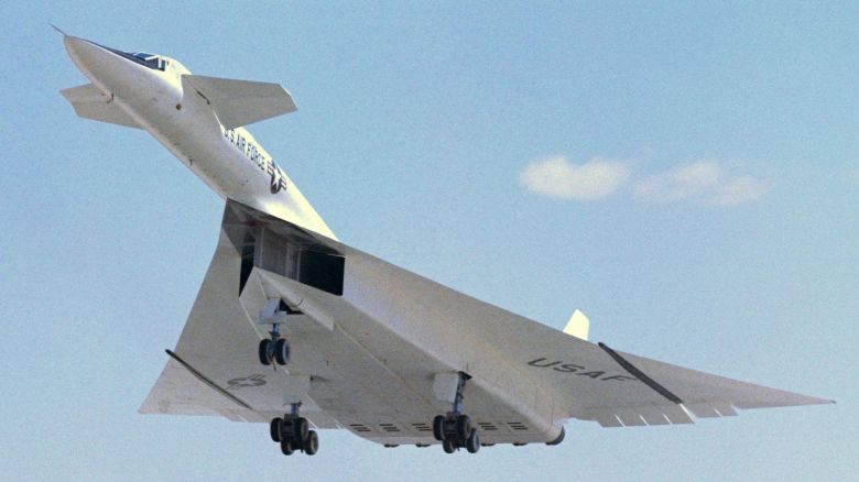 ECN-792 Viewed from the front the #1 XB-70A 62-0001 is shown climbing out during take-off. Most flights were scheduled during the morning hours to take advantage of the cooler ambient air temperatures for improved propulsion efficiencies. The wing tips are extended straight out to provide a maximum lifting wing surface.The XB-70A, capable of flying three times the speed of sound, was the world's largest experimental aircraft in the 1960s. Two XB-70A aircraft were built. Ship #1 was flown by NASA in a high speed flight research program. August 17,1965 NASA Photo

NASA Identifier: 359356main_ECN-792