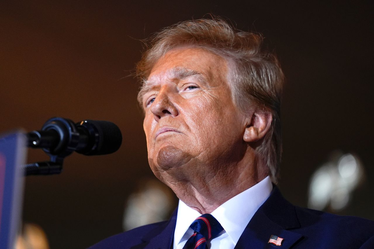 Donald Trump speaks at a primary election night party in Nashua, New Hampshire, on January 23. 