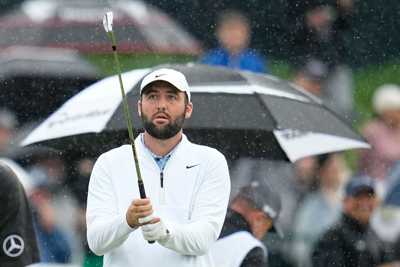 Scottie Scheffler warms up before the second round of the PGA Championship on Friday, May 17, in Louisville, Kentucky. 