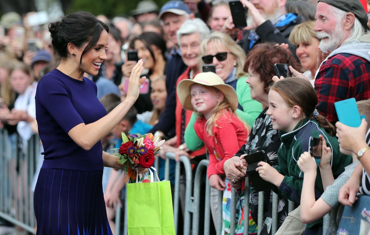 Meghan, Duchess of Sussex greets the public at the public walkabout at the Rotorua Government Gardens on October 31, 2018 in Rotorua, New Zealand.