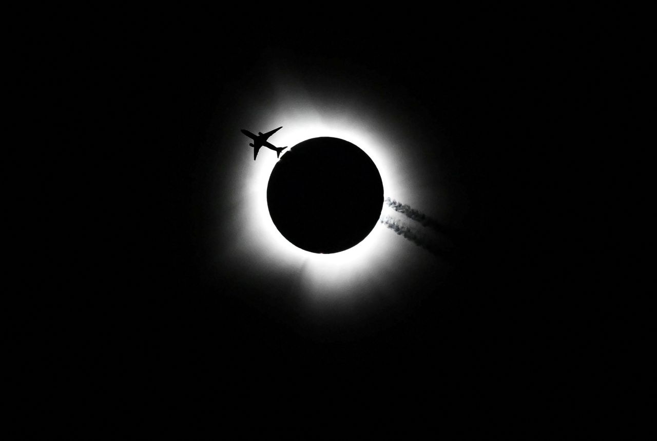 2024 total solar eclipse moves past path of totality CNN