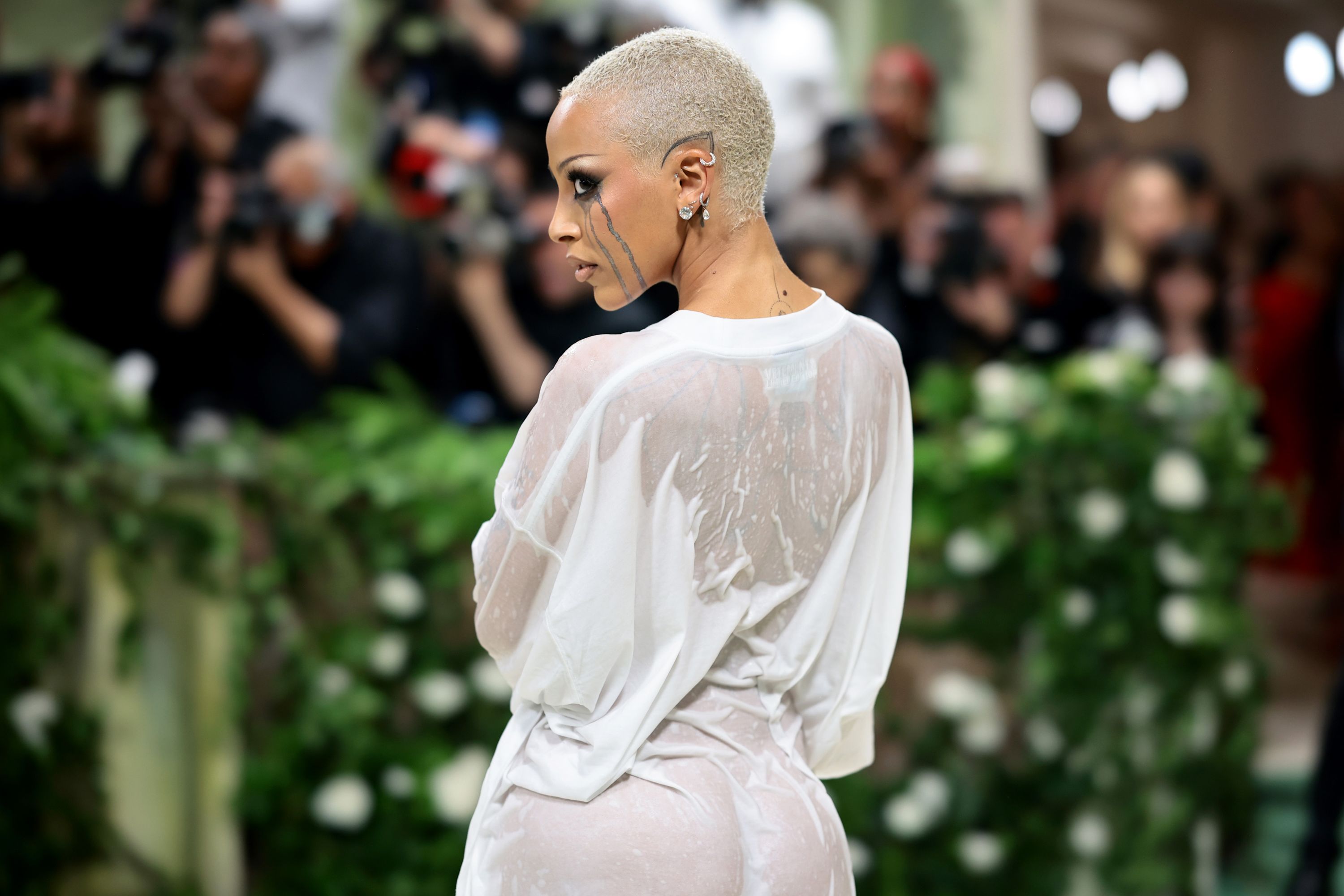 Celebrities wore couture, Doja Cat wore a wet t-shirt