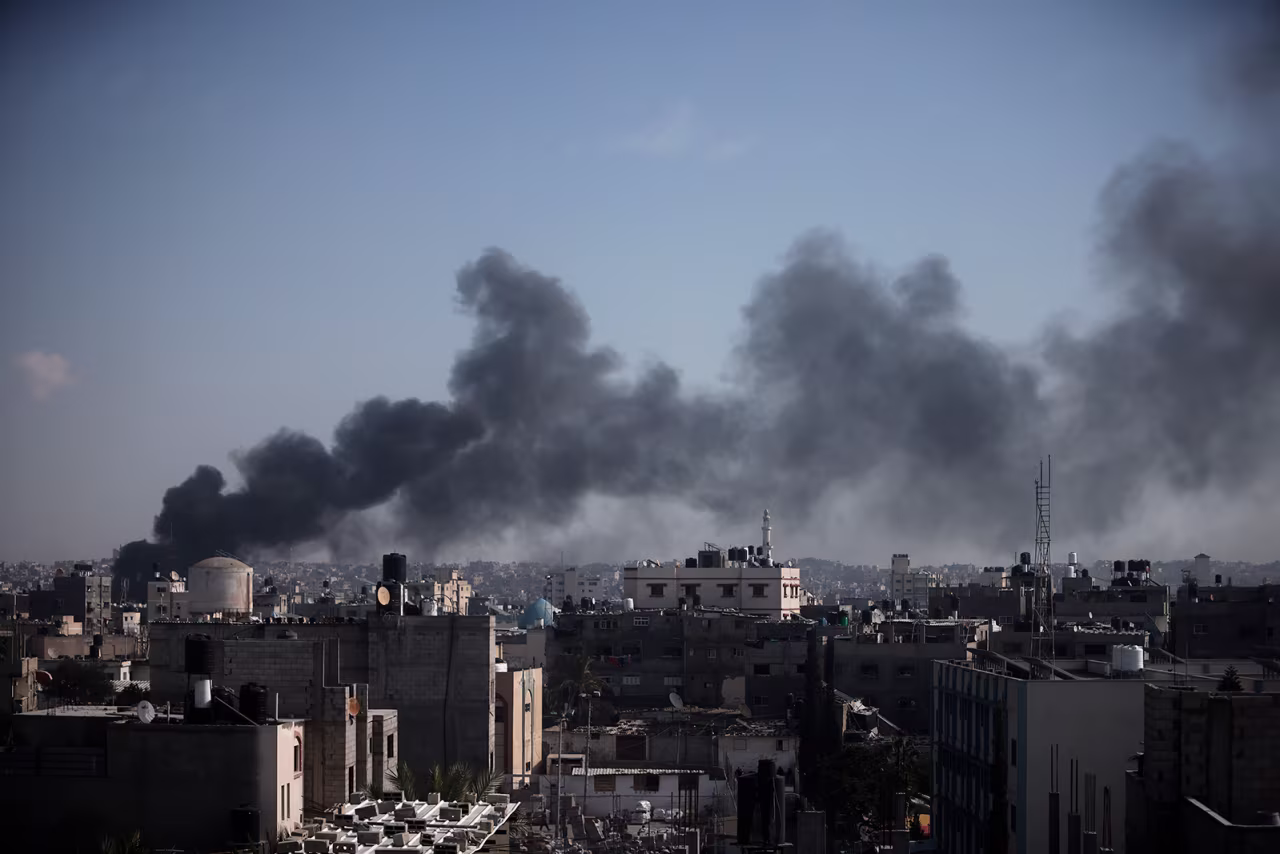 Smoke rises after an Israeli strike in Khan Younis, Gaza, on January 6. 