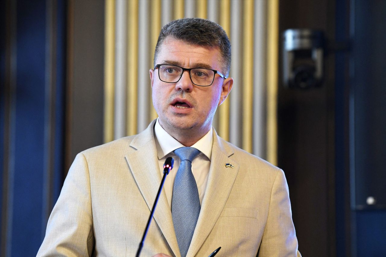 Estonian Foreign Minister Urmas Reinsalu speaks at a joint press conference on August 17.