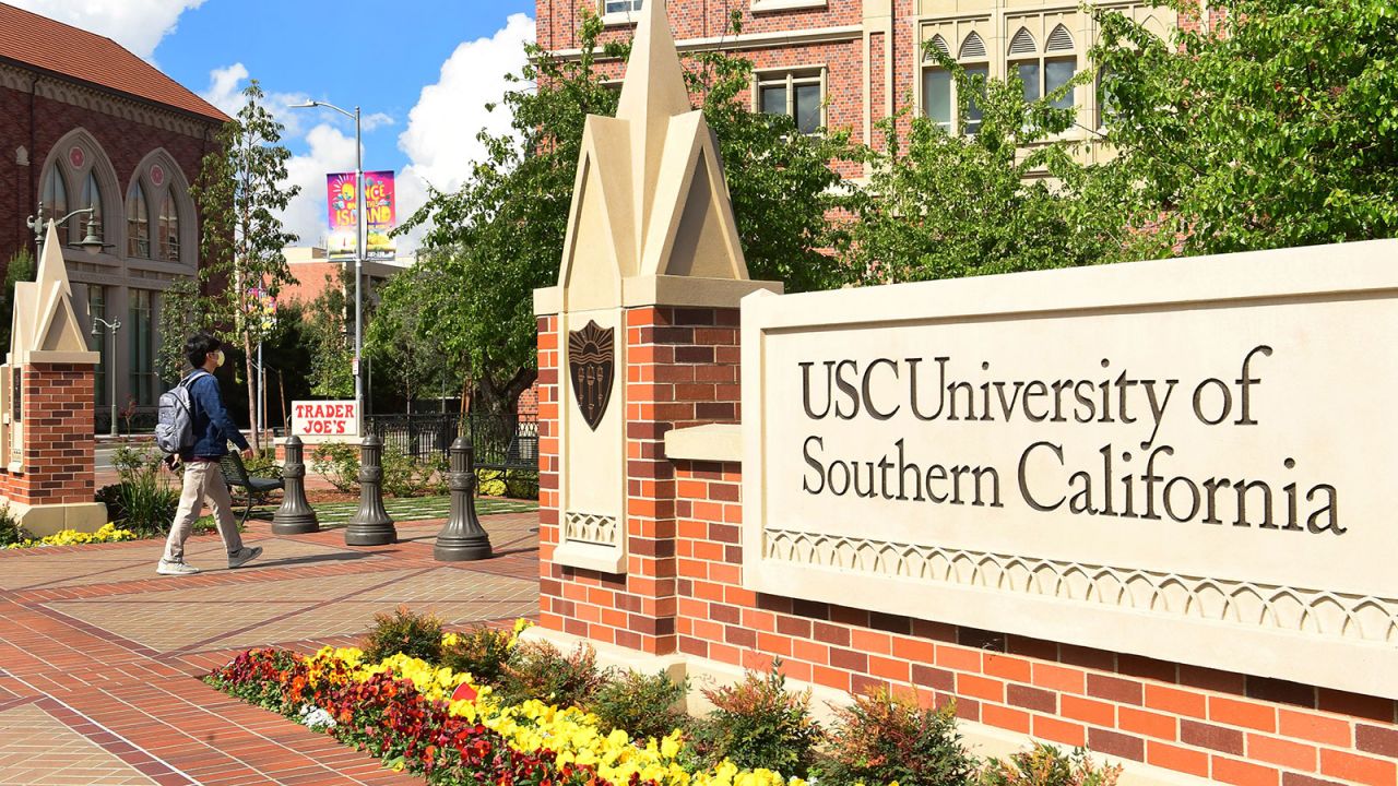 USC moved all its courses online as the coronavirus pandemic spread throughout the United States.