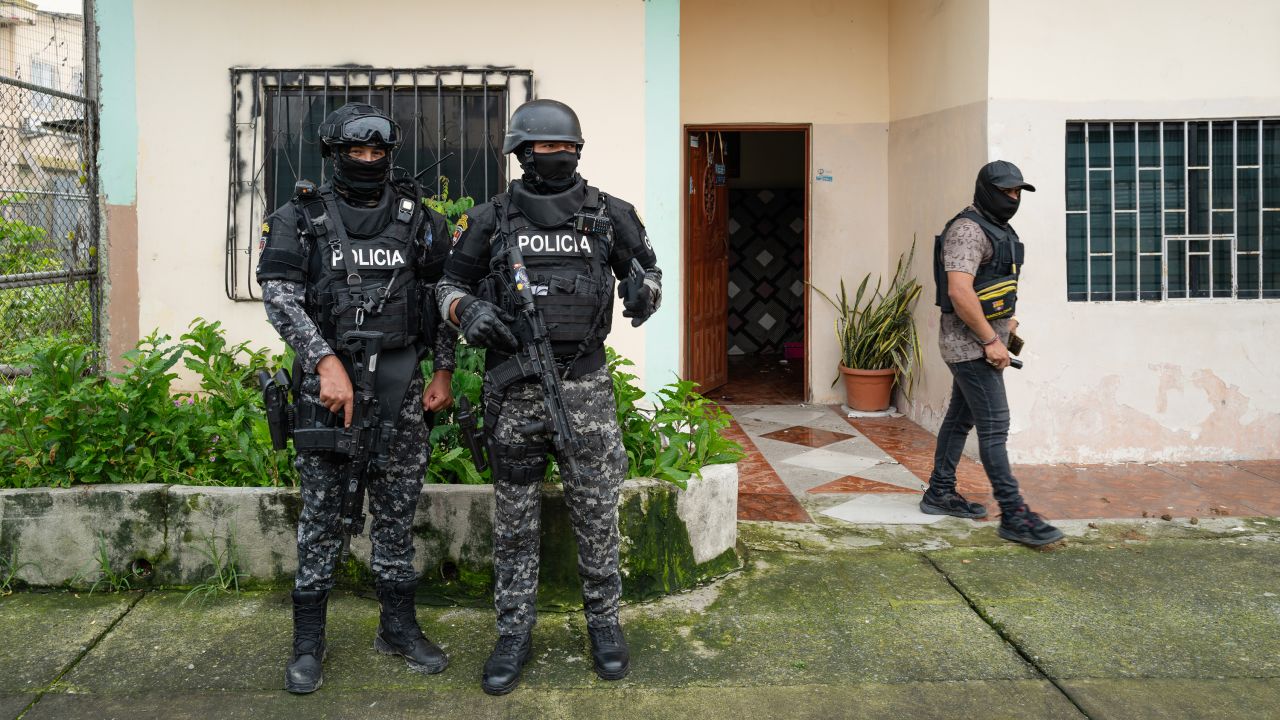 Cocaine and bananas: Why the US may get asked to help Ecuador tackle gang violence