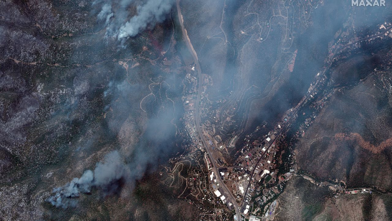 Wildfires burn near Ruidoso, New Mexico, on June 19.