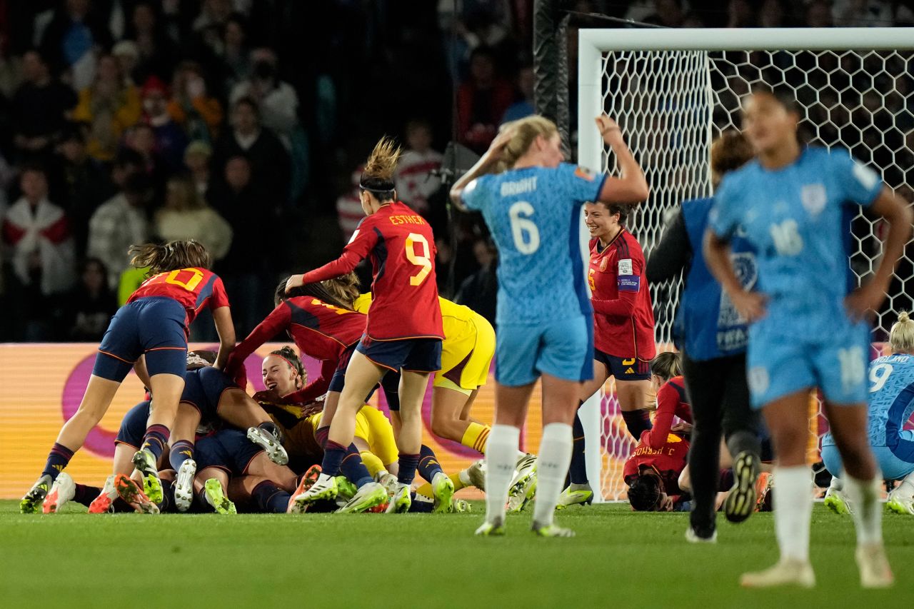 Spain celebrate after defeating England in the final of the Women's World Cup.