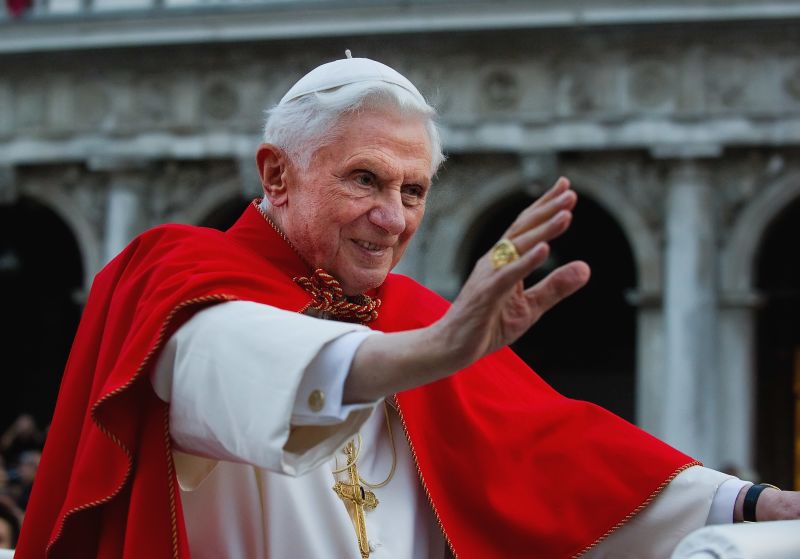 Updates: Pope Benedict XVI Dies | CNN