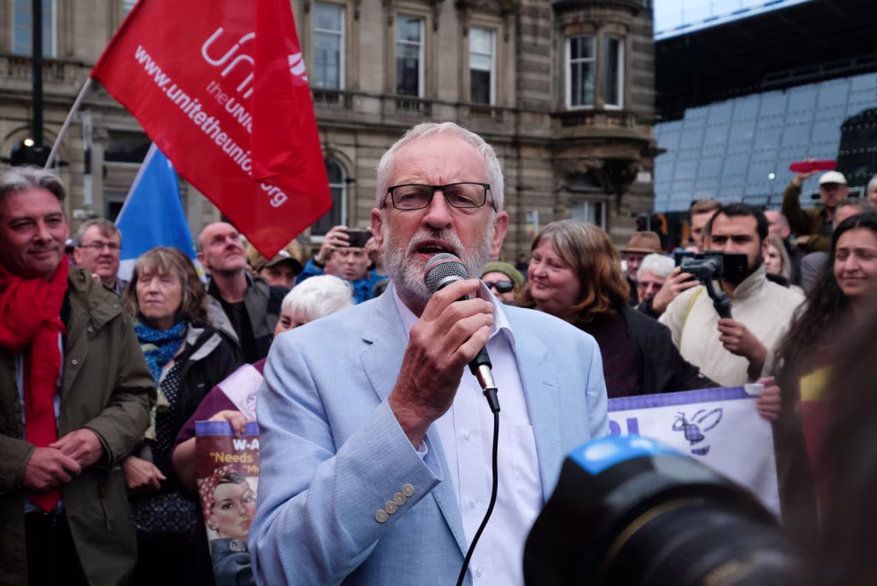 Corbyn talks to the crowd in Glasgow.