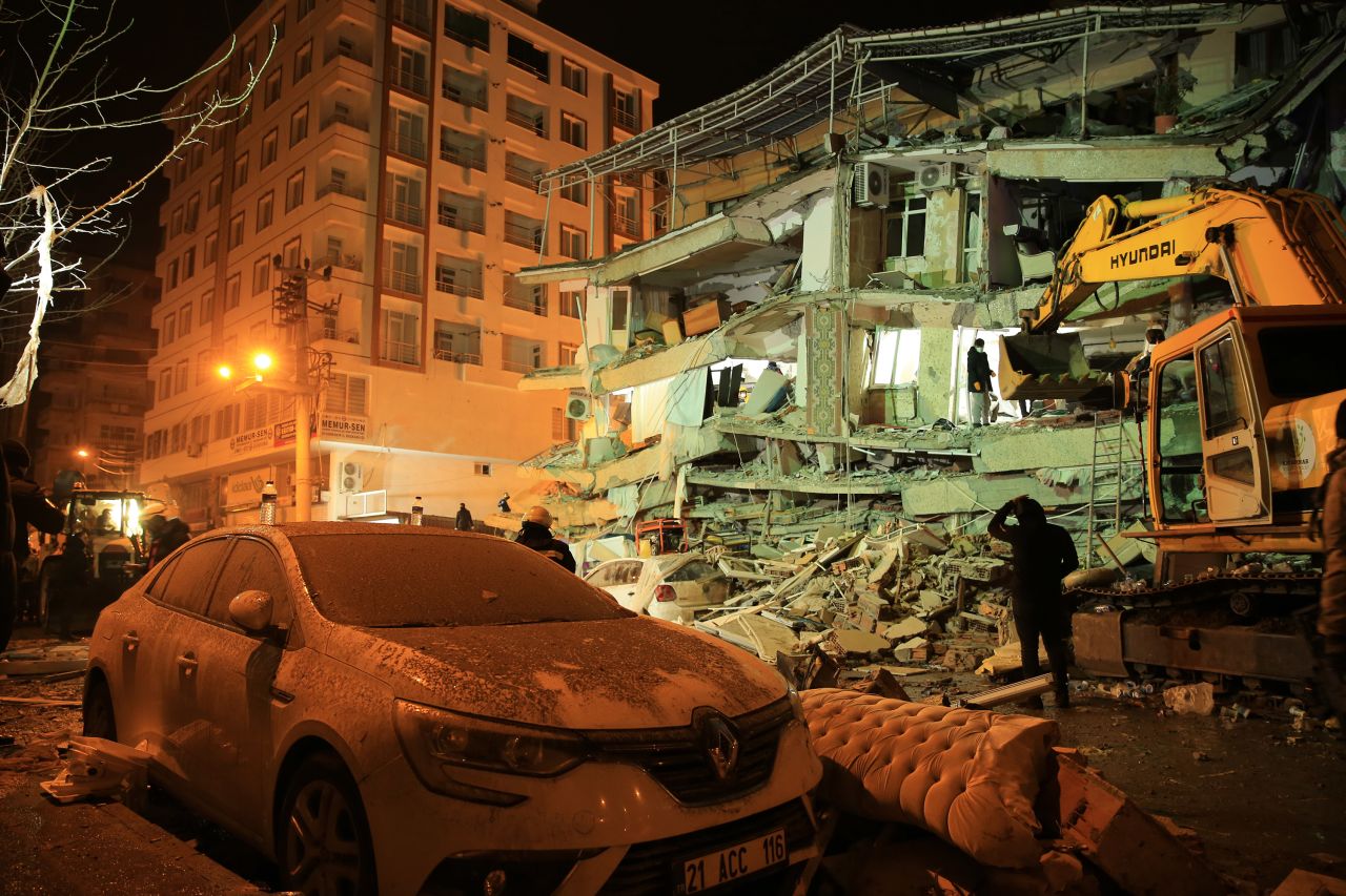 Search and rescue efforts continue around the wreckage in Diyarbakir, Turkey on February 7.