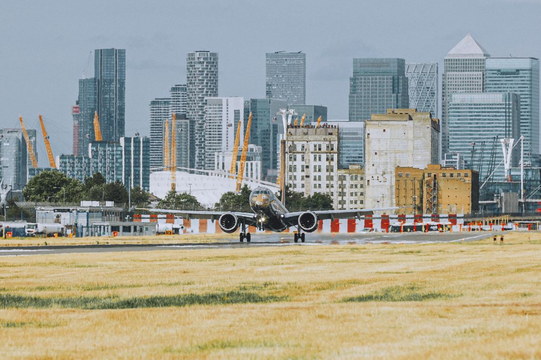 An Embraer E195-E2 at London City Airport. The Brazilian plane maker plans to introduce a new automated takeoff system on this aircraft in 2025.