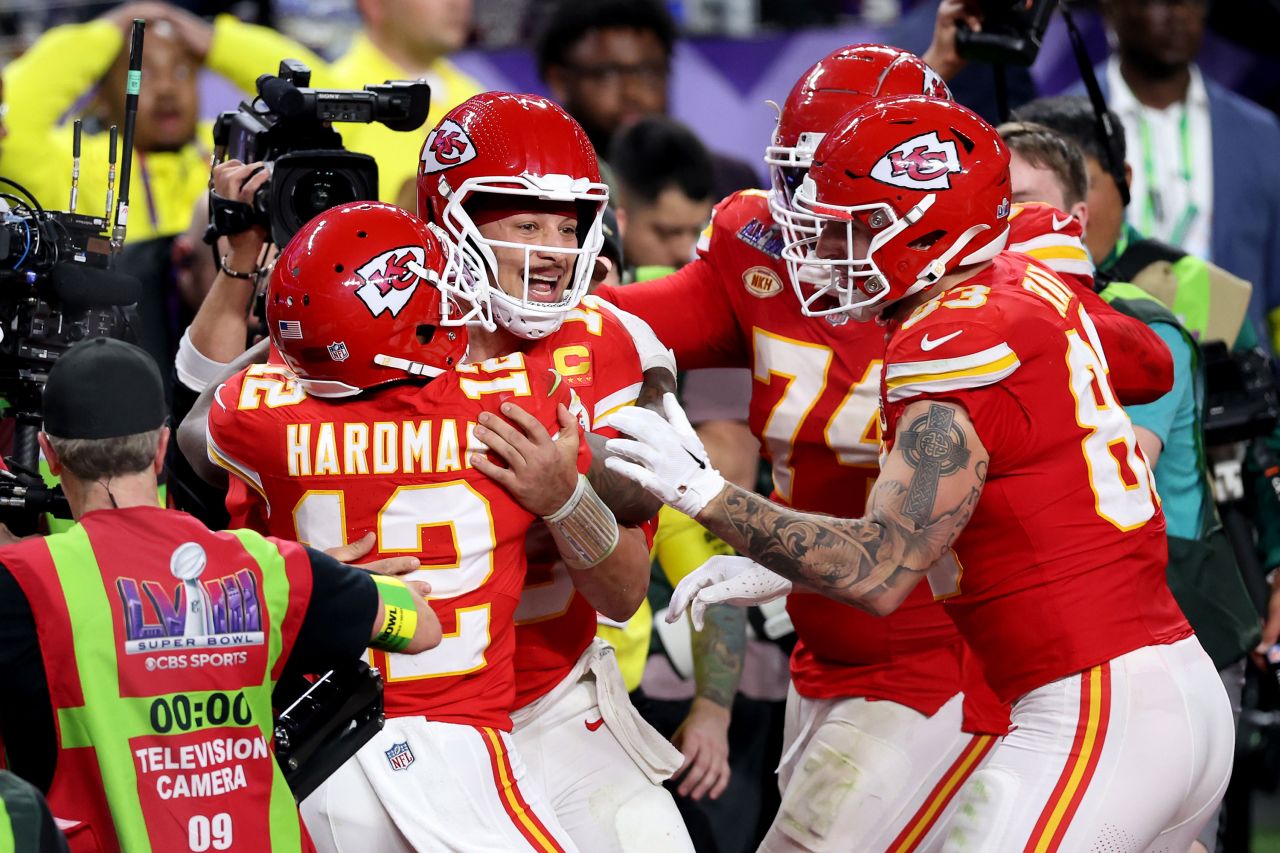 Super Bowl live updates: Kansas City Chiefs beat San Francisco 49ers | CNN