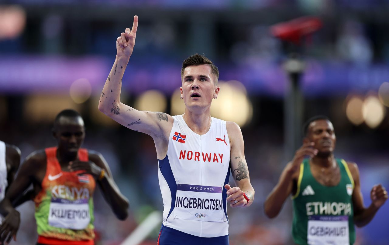 Norway’s Jakob Ingebrigtsen celebrates winning the gold medal in men's 5000-meter final on August 10. 