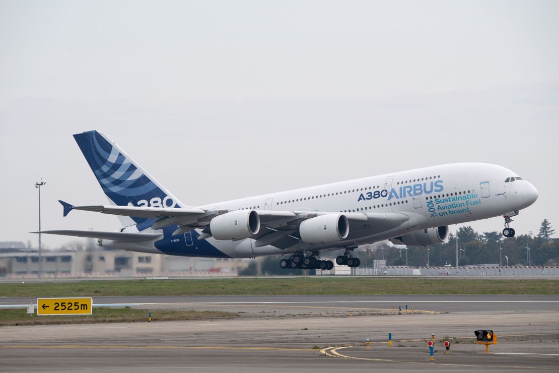 The world's largest passenger plane, the A380, has been used to test SAF.